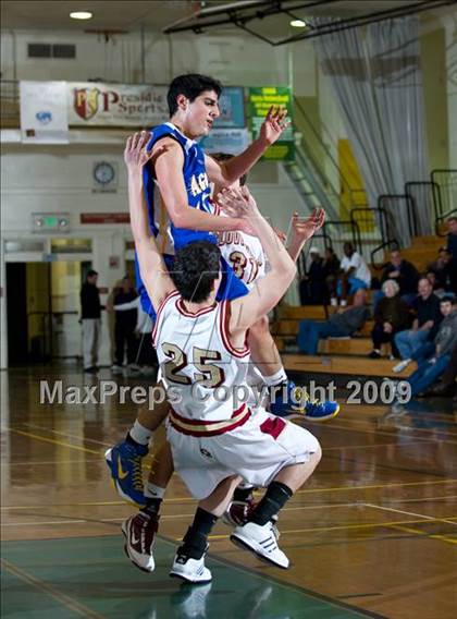 Thumbnail 1 in Clovis West vs Agoura (Santa Barbara Holiday Classic) photogallery.