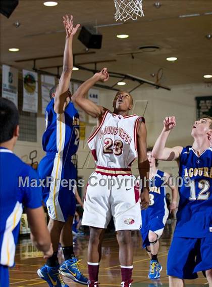 Thumbnail 1 in Clovis West vs Agoura (Santa Barbara Holiday Classic) photogallery.