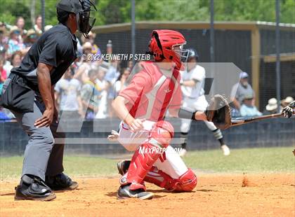 Thumbnail 2 in Berwick vs. Brusly (LHSAA 3A Regional Playoff) photogallery.