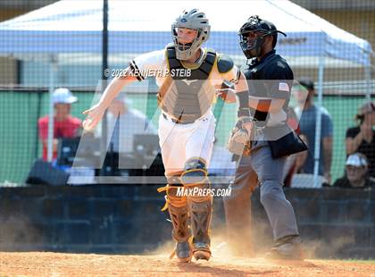 Thumbnail 1 in Berwick vs. Brusly (LHSAA 3A Regional Playoff) photogallery.