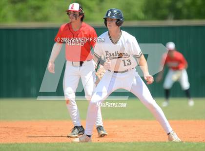 Thumbnail 3 in Berwick vs. Brusly (LHSAA 3A Regional Playoff) photogallery.