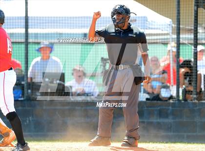 Thumbnail 1 in Berwick vs. Brusly (LHSAA 3A Regional Playoff) photogallery.