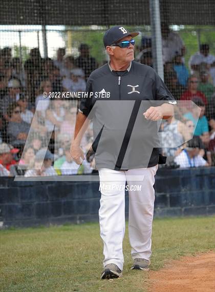Thumbnail 2 in Berwick vs. Brusly (LHSAA 3A Regional Playoff) photogallery.