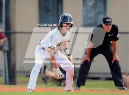 Thumbnail 1 in Berwick vs. Brusly (LHSAA 3A Regional Playoff) photogallery.