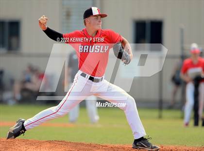 Thumbnail 3 in Berwick vs. Brusly (LHSAA 3A Regional Playoff) photogallery.