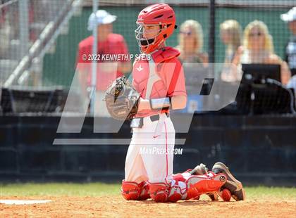 Thumbnail 2 in Berwick vs. Brusly (LHSAA 3A Regional Playoff) photogallery.