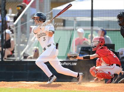 Thumbnail 3 in Berwick vs. Brusly (LHSAA 3A Regional Playoff) photogallery.