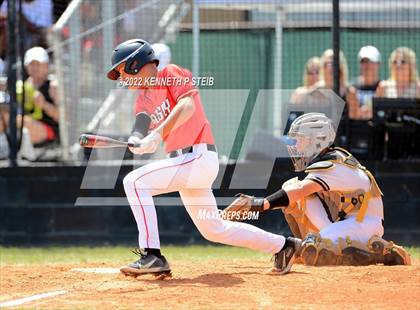 Thumbnail 2 in Berwick vs. Brusly (LHSAA 3A Regional Playoff) photogallery.