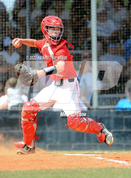 Thumbnail 3 in Berwick vs. Brusly (LHSAA 3A Regional Playoff) photogallery.