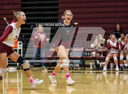 Thumbnail 2 in Ponder @ Whitesboro photogallery.