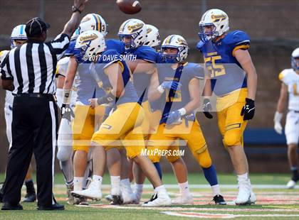 Thumbnail 3 in Mukwonago @ Catholic Memorial photogallery.