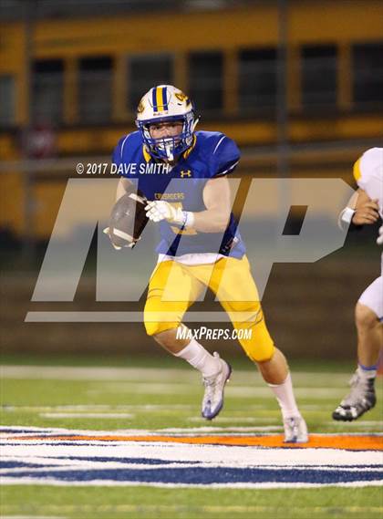 Thumbnail 1 in Mukwonago @ Catholic Memorial photogallery.
