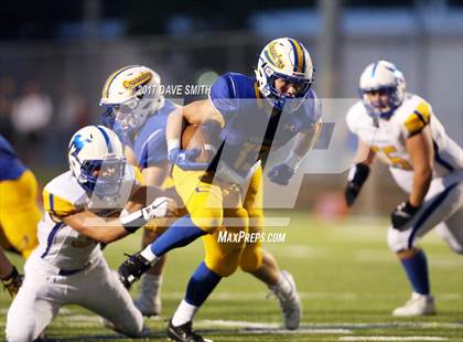 Thumbnail 3 in Mukwonago @ Catholic Memorial photogallery.