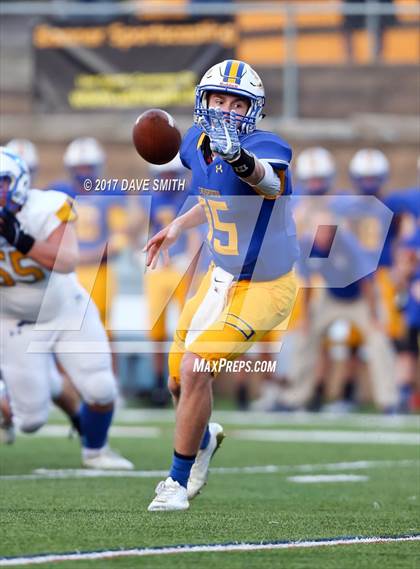 Thumbnail 1 in Mukwonago @ Catholic Memorial photogallery.