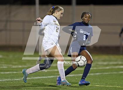 Thumbnail 1 in Thomaston vs East Catholic (CIAC Class S Semifinal) photogallery.