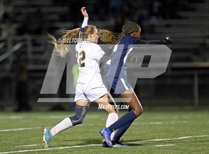 Thumbnail 2 in Thomaston vs East Catholic (CIAC Class S Semifinal) photogallery.