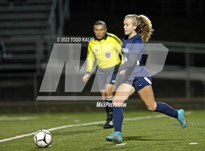 Thumbnail 3 in Thomaston vs East Catholic (CIAC Class S Semifinal) photogallery.