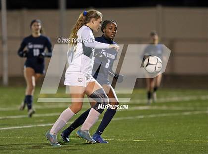 Thumbnail 2 in Thomaston vs East Catholic (CIAC Class S Semifinal) photogallery.