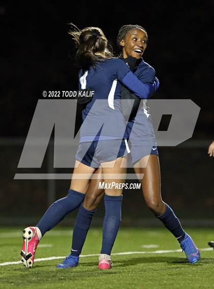 Thumbnail 3 in Thomaston vs East Catholic (CIAC Class S Semifinal) photogallery.
