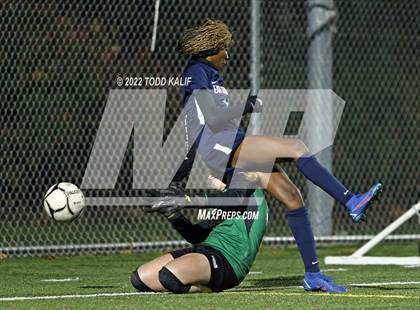 Thumbnail 1 in Thomaston vs East Catholic (CIAC Class S Semifinal) photogallery.