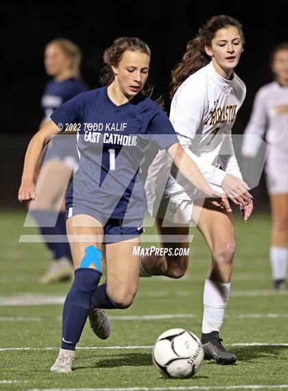 Thumbnail 2 in Thomaston vs East Catholic (CIAC Class S Semifinal) photogallery.