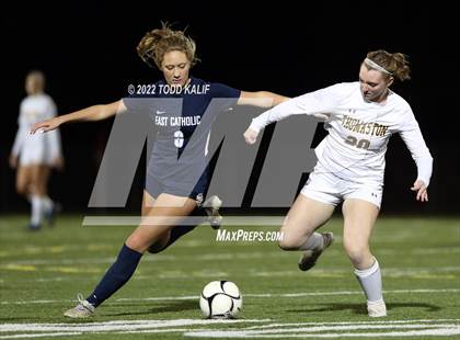 Thumbnail 1 in Thomaston vs East Catholic (CIAC Class S Semifinal) photogallery.