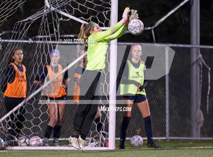Thumbnail 1 in Thomaston vs East Catholic (CIAC Class S Semifinal) photogallery.