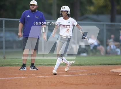 Thumbnail 3 in Hampton vs Northside photogallery.