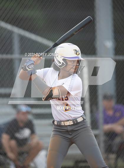 Thumbnail 1 in Hampton vs Northside photogallery.