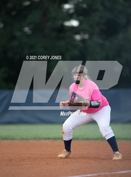 Thumbnail 3 in Hampton vs Northside photogallery.