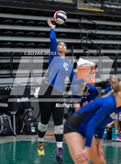 Thumbnail 2 in Bingham vs. Snow Canyon (Utah Valley Invitational) photogallery.