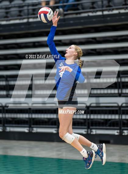 Thumbnail 3 in Bingham vs. Snow Canyon (Utah Valley Invitational) photogallery.