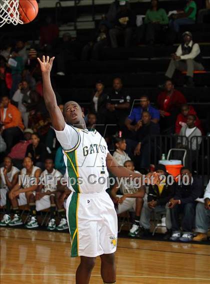 Thumbnail 3 in CE Murray v Estill (Lake Marion Invitational Tournament 2010) photogallery.
