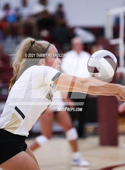 Thumbnail 1 in Alvord vs Jacksboro photogallery.