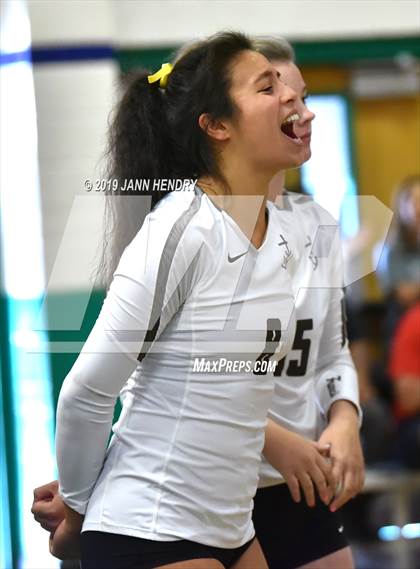 Thumbnail 2 in Saint Francis vs. Redondo Union (Durango Fall Classic) photogallery.