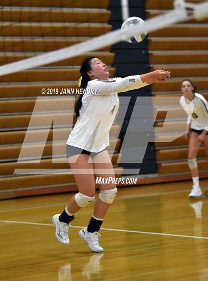 Thumbnail 3 in Saint Francis vs. Redondo Union (Durango Fall Classic) photogallery.
