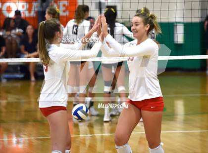 Thumbnail 3 in Saint Francis vs. Redondo Union (Durango Fall Classic) photogallery.