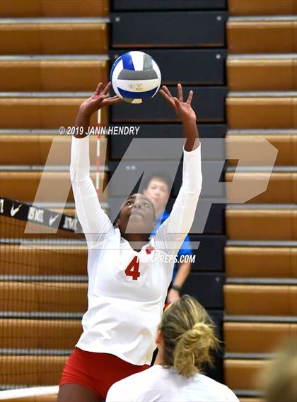 Thumbnail 1 in Saint Francis vs. Redondo Union (Durango Fall Classic) photogallery.
