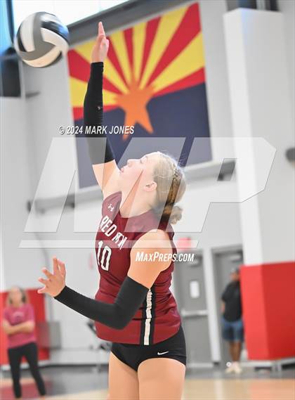 Thumbnail 2 in St. Paul vs. Red Mountain (Nike TOC Southwest) photogallery.