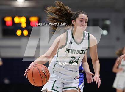 Thumbnail 1 in Methuen vs Pentucket Regional (Commonwealth Christmas Classic) photogallery.