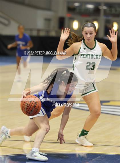 Thumbnail 2 in Methuen vs Pentucket Regional (Commonwealth Christmas Classic) photogallery.