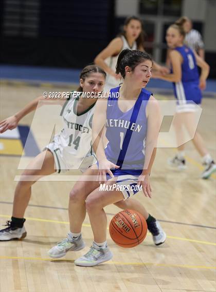 Thumbnail 3 in Methuen vs Pentucket Regional (Commonwealth Christmas Classic) photogallery.