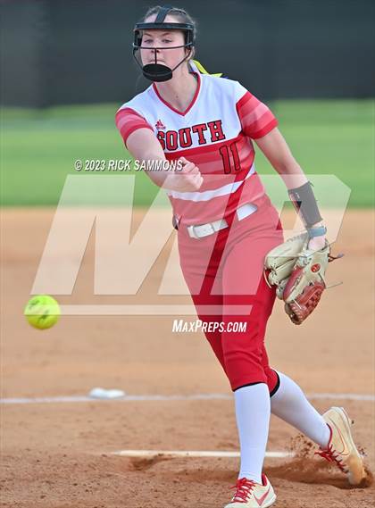 Thumbnail 1 in Weddington @ South Stanly photogallery.