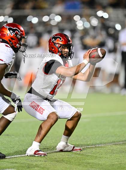 Thumbnail 1 in Manor @ Vandegrift photogallery.
