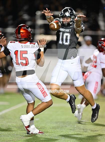 Thumbnail 2 in Manor @ Vandegrift photogallery.