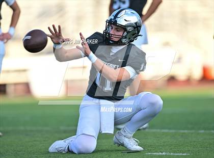 Thumbnail 1 in Manor @ Vandegrift photogallery.