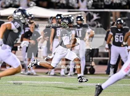 Thumbnail 3 in Manor @ Vandegrift photogallery.