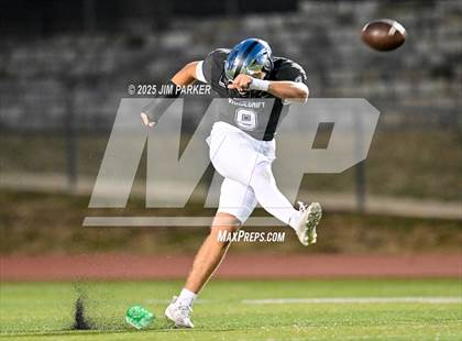 Thumbnail 3 in Manor @ Vandegrift photogallery.