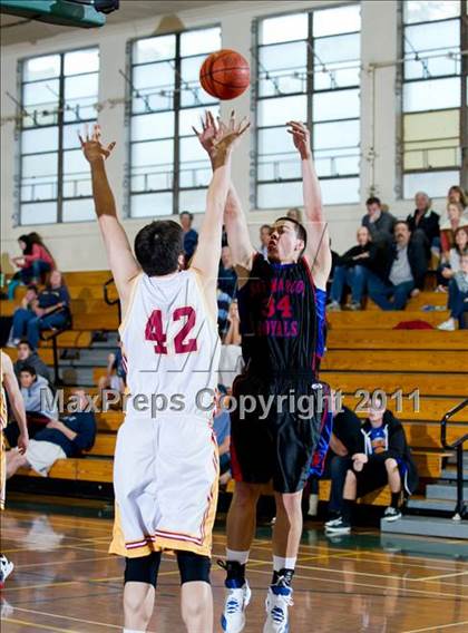 Thumbnail 2 in Ocean View vs San Marcos (Santa Barbara Holiday Classic) photogallery.
