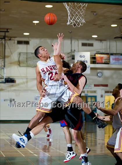 Thumbnail 3 in Ocean View vs San Marcos (Santa Barbara Holiday Classic) photogallery.